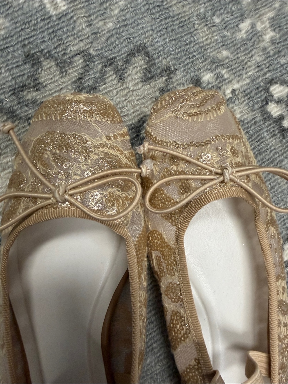 Society Metallic Beige Lace Ballet Flats with Bow - Picture 4 of 8